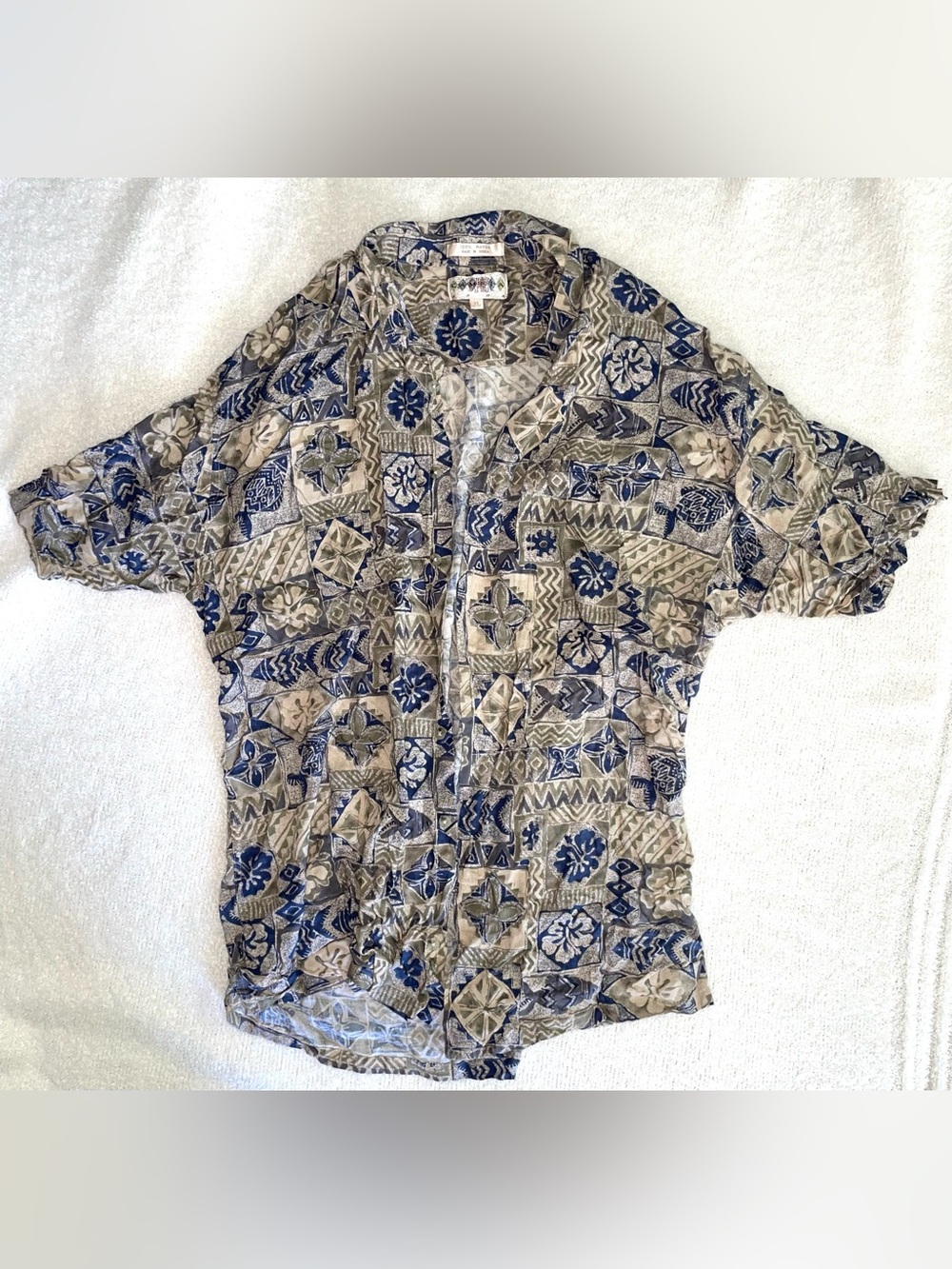 Campia button down shirt size XL